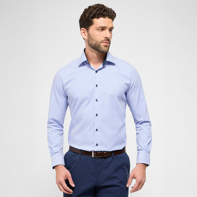 Skjorte Modern Fit, Blåstribet