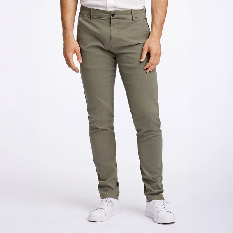 Chinos, Army